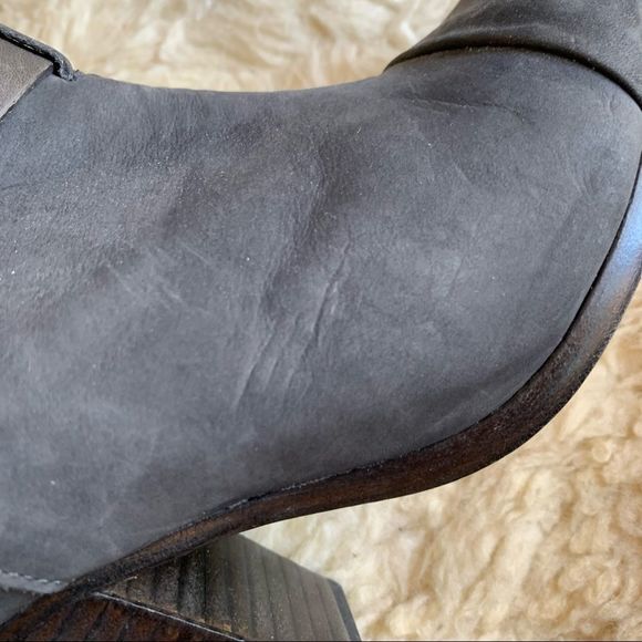 Elegant Black Ankle Boots - Picture 12 of 15